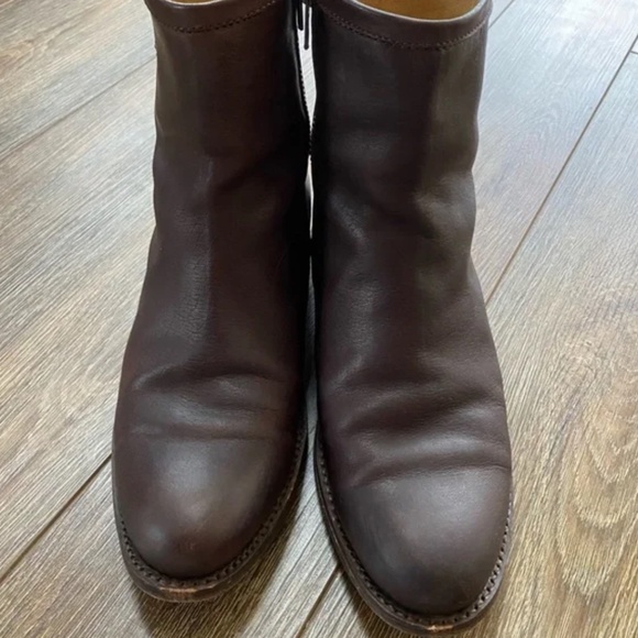 Frye Dark Brown Zip Up Bootie 8.5 - Picture 4 of 4